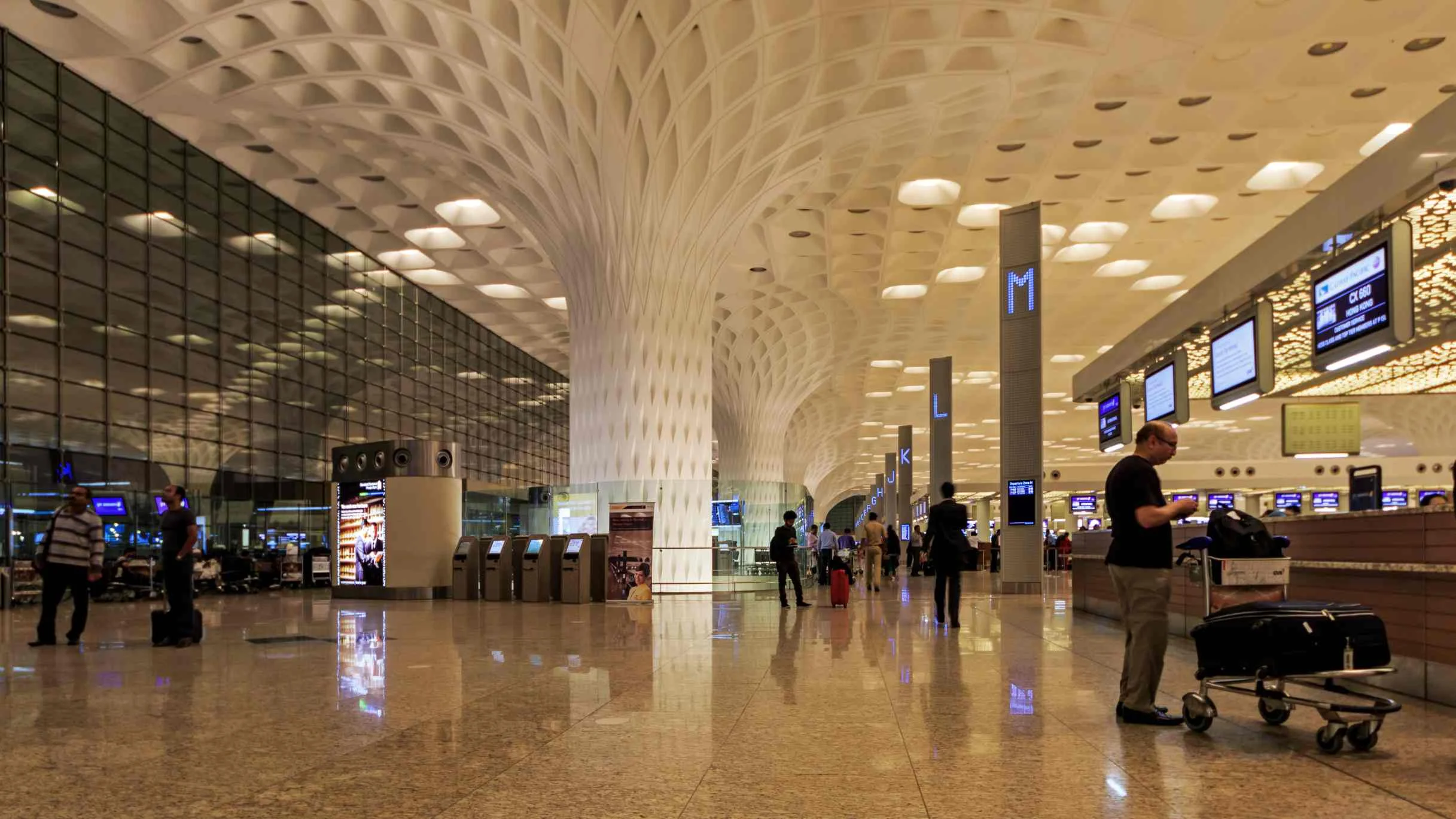 Premium Fast Track and Airport Concierge Service at Mumbai Chhatrapati Shivaji Airport